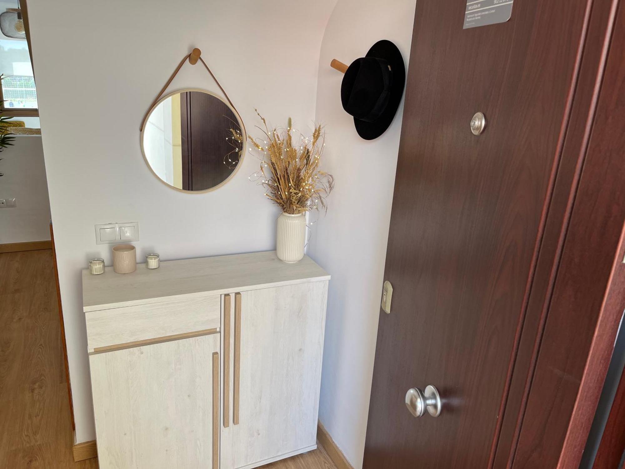 Duplex Con Terraza Privada Y Parking A 15 Minutos De Sevilla Dos Hermanas Exteriör bild